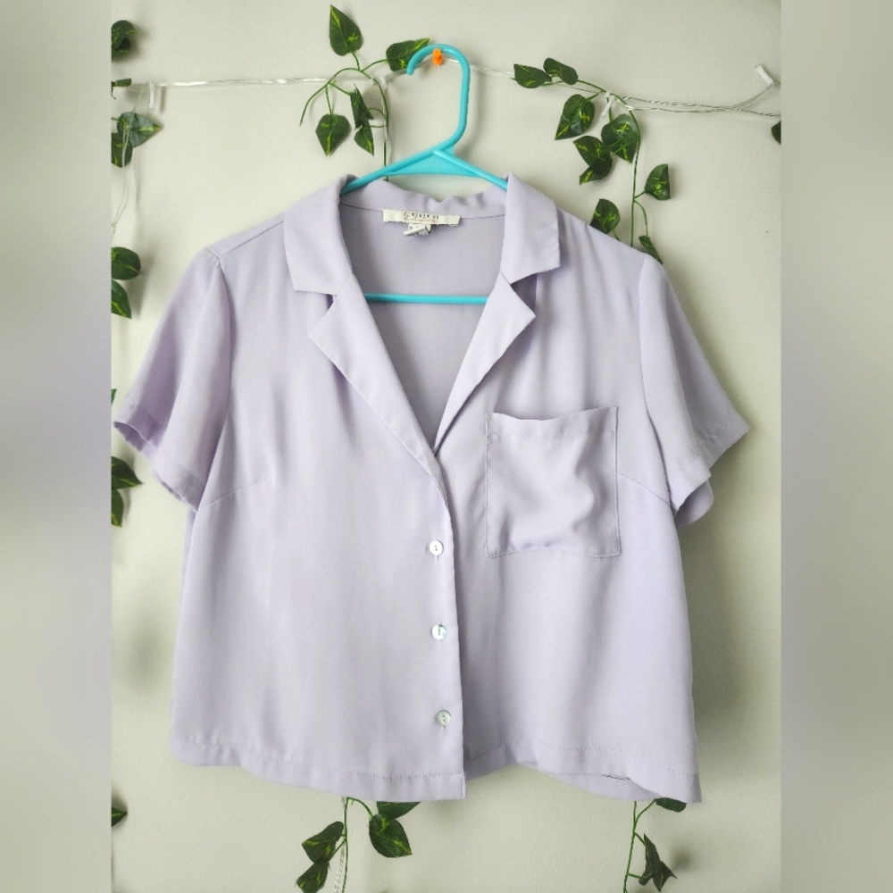 Forever 21 Short-Sleeve Button-Down Collared Shirt